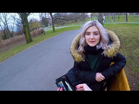 ❤️ Yn llyncu cum poeth dieithryn am arian - blowjob yn y parc gan Eva Elfie ❤❌ Rhyw o safon wrthon ni
